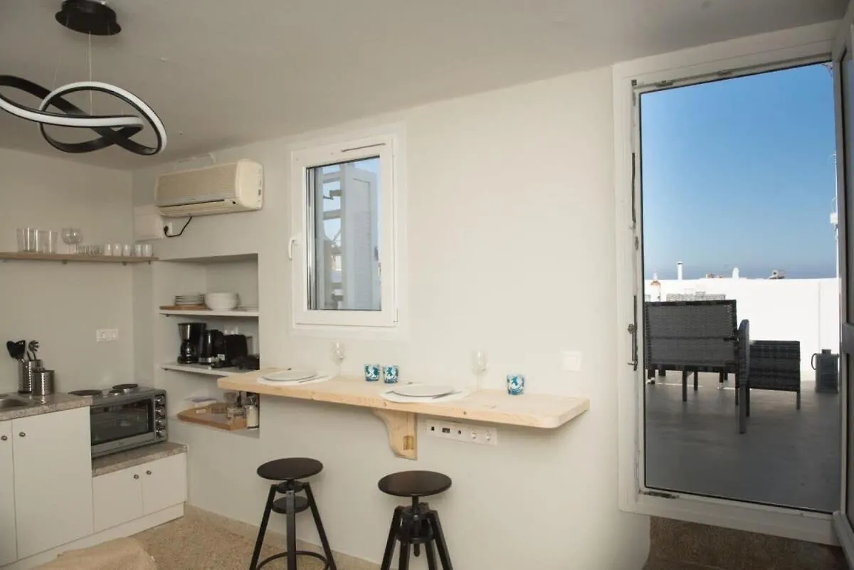 Amazing Mykonos Town Maisonette With Roof Garden